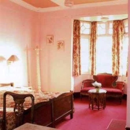 Pineridge Hotel Darjeeling  Zimmer foto